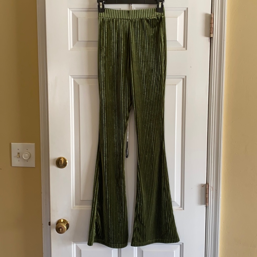 SHEIN Wide Flared Bottom